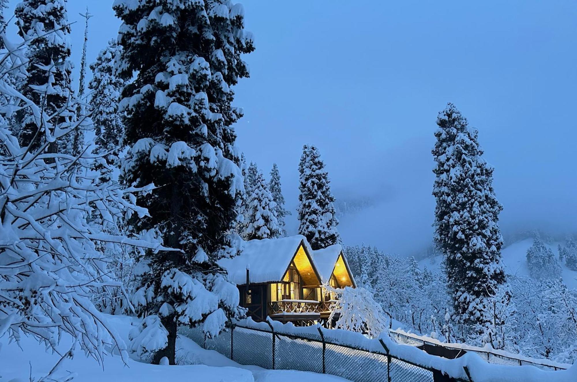 Vila Solomons Gray Tangmarg Exteriér fotografie